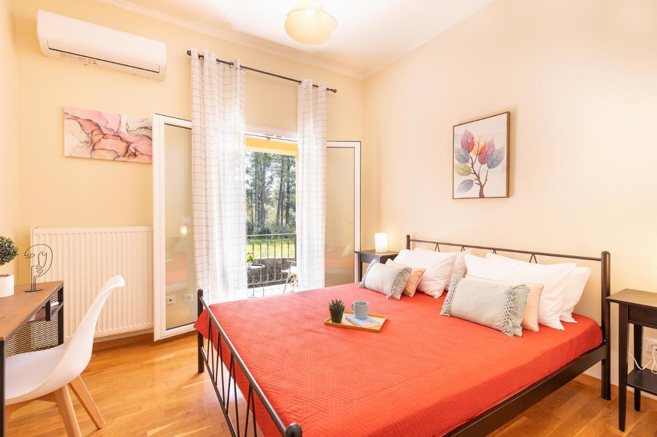 Spyrelia Villa With Private Pool & Outdoor Hot Tub Дассия Экстерьер фото